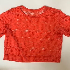 LULULEMON SWEAT YOUR HEART OUT SHORT SLEEVE - SIZE 6